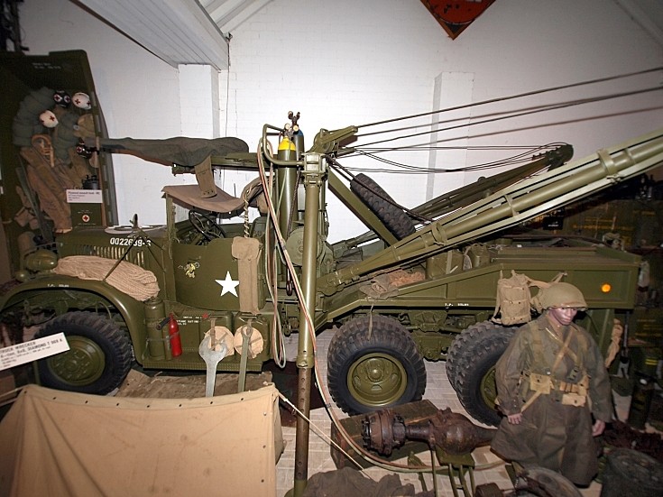 Diamond T 969A Wrecker