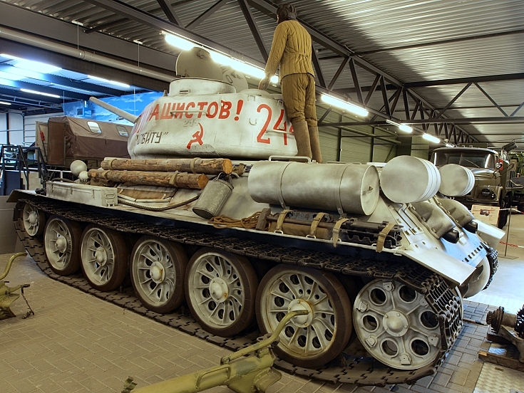 Russian T-34/85