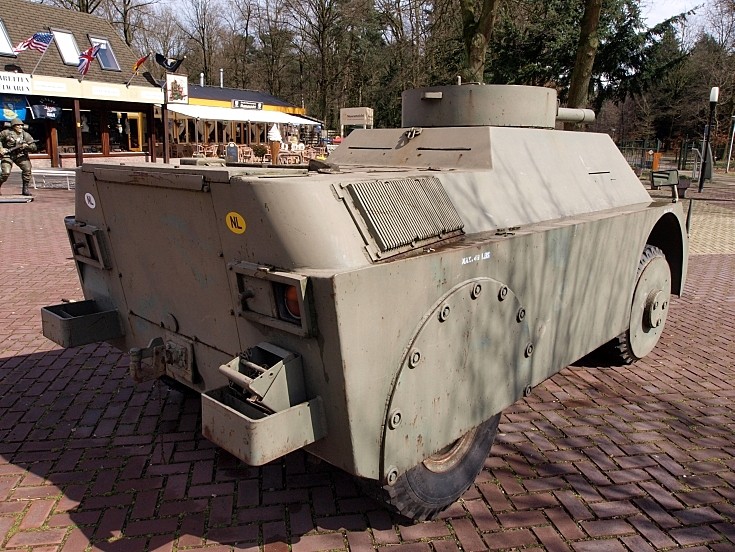 MOWAG Panzerattrappe 