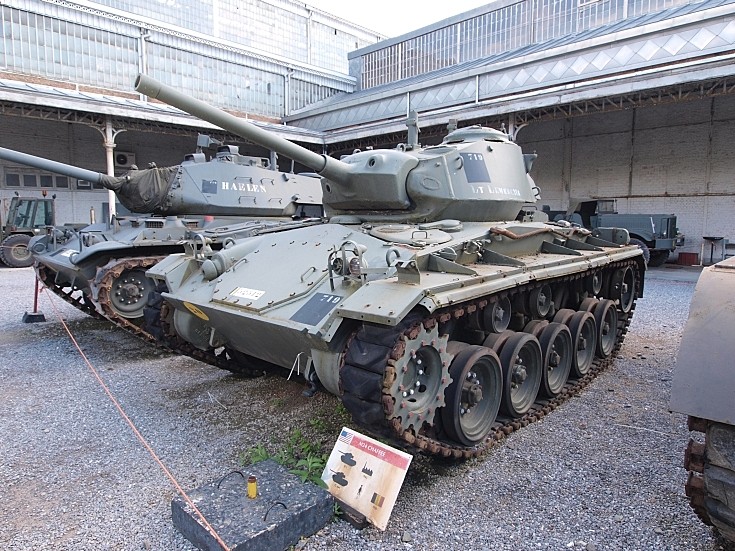 M24 Chaffee