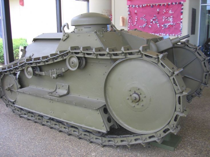 1918 Ford 3-Ton Tank 