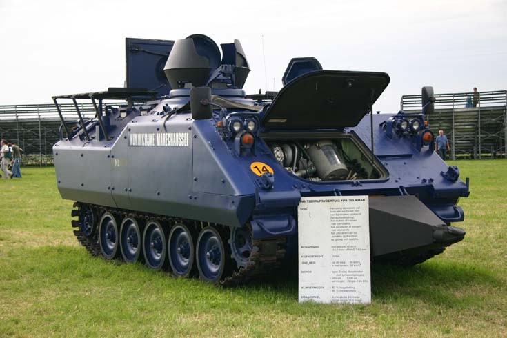 Koninklijke Marechaussee YPR-765