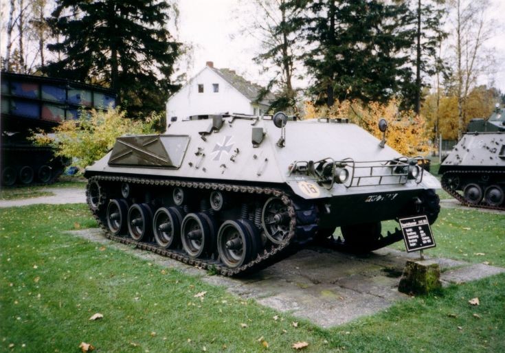 Feuerleitpanzer HS 30
