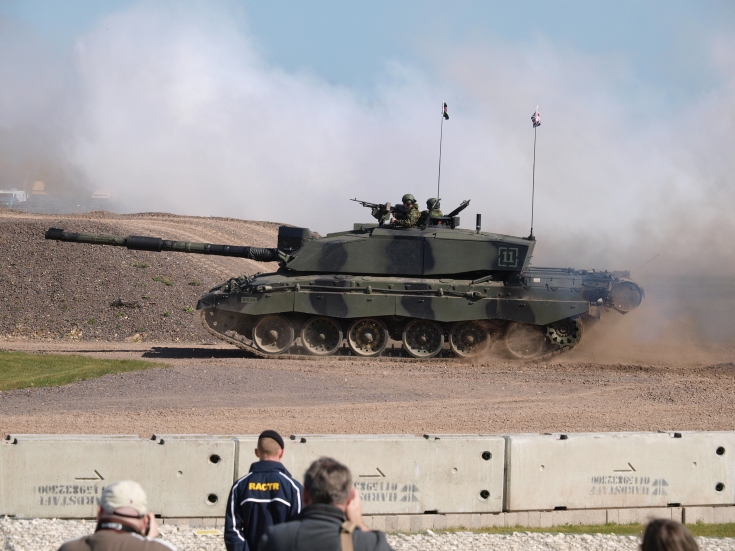 Challenger 2