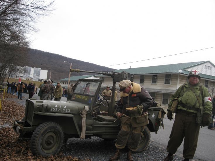 Photo of US Army Jeep 20572383