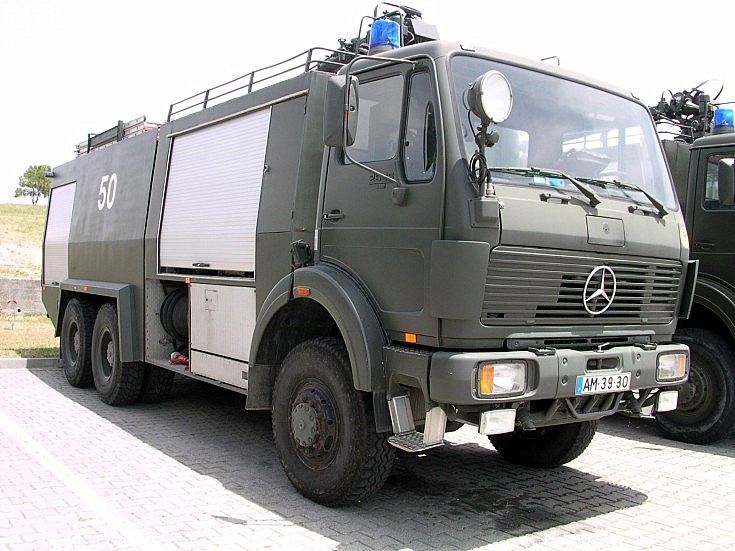 Mercedes Crashtender