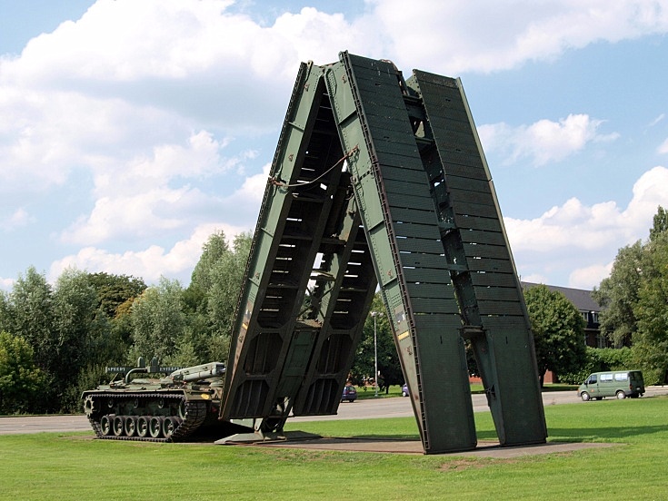 M60 Bridgelayer