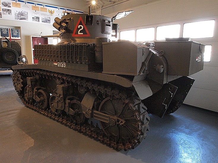 Stuart M3A1