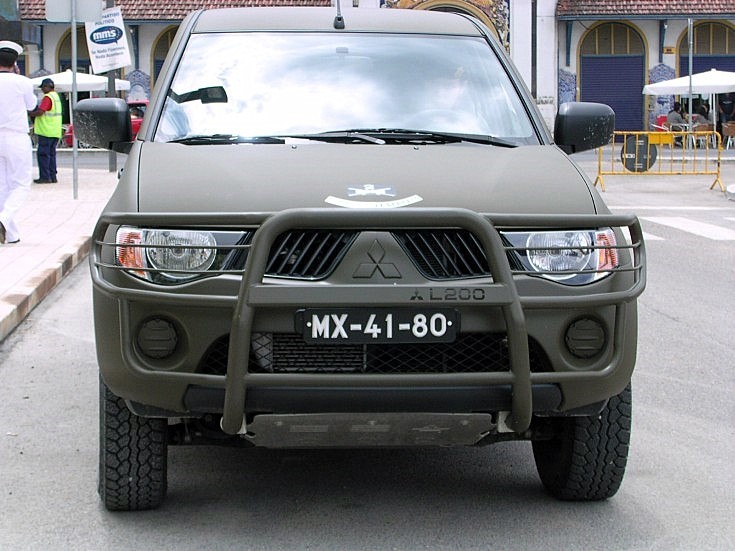 Mitsubishi L200 Picture added on 18 March 2012 at 1901